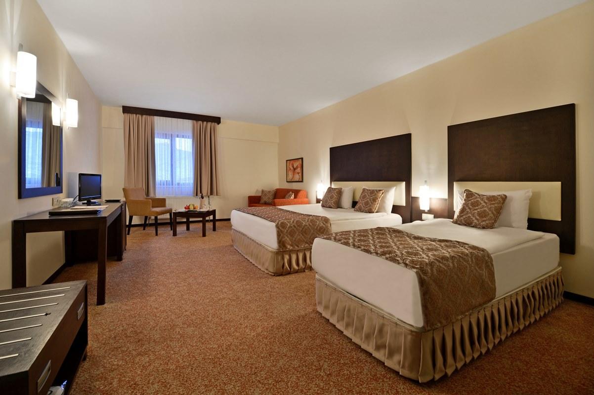 Karinna Convention Center & - Full Board Hotel Bursa